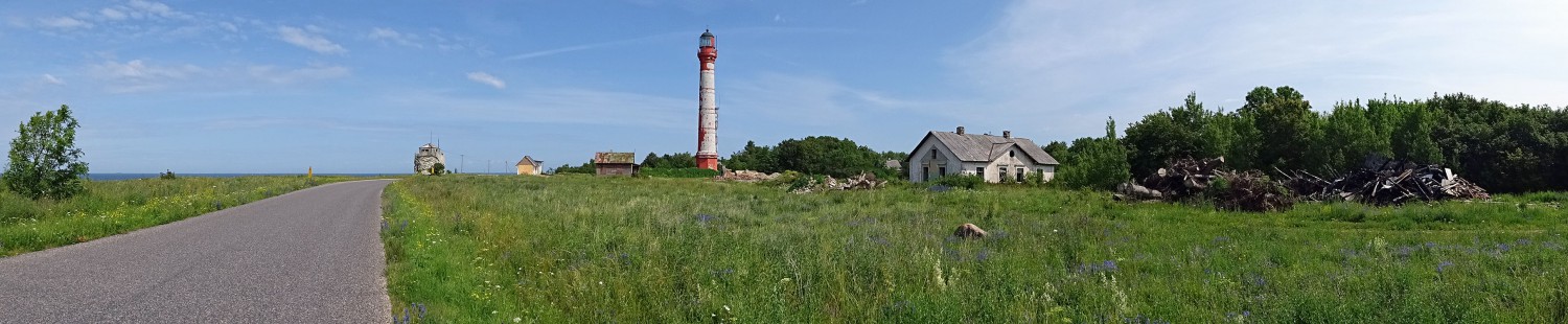 Der Leuchtturm von Paldiski auf der Halbinsel Pakri