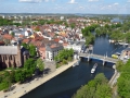 Jahrtausenbruecke und Kirche S Johannes wheof.jpg