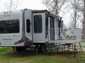 Fifthwheeler mit Terrasse whe